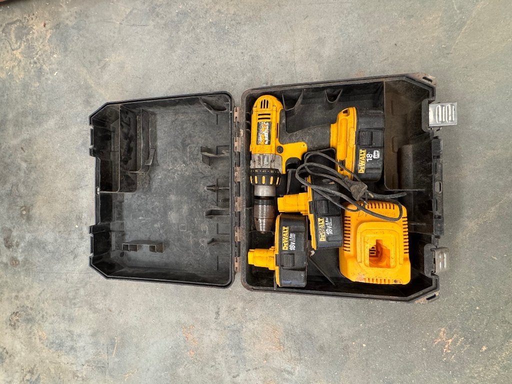 Dewalt boormachines met batterijen, Ophalen, Gebruikt, Boormachine, Klopboormechanisme