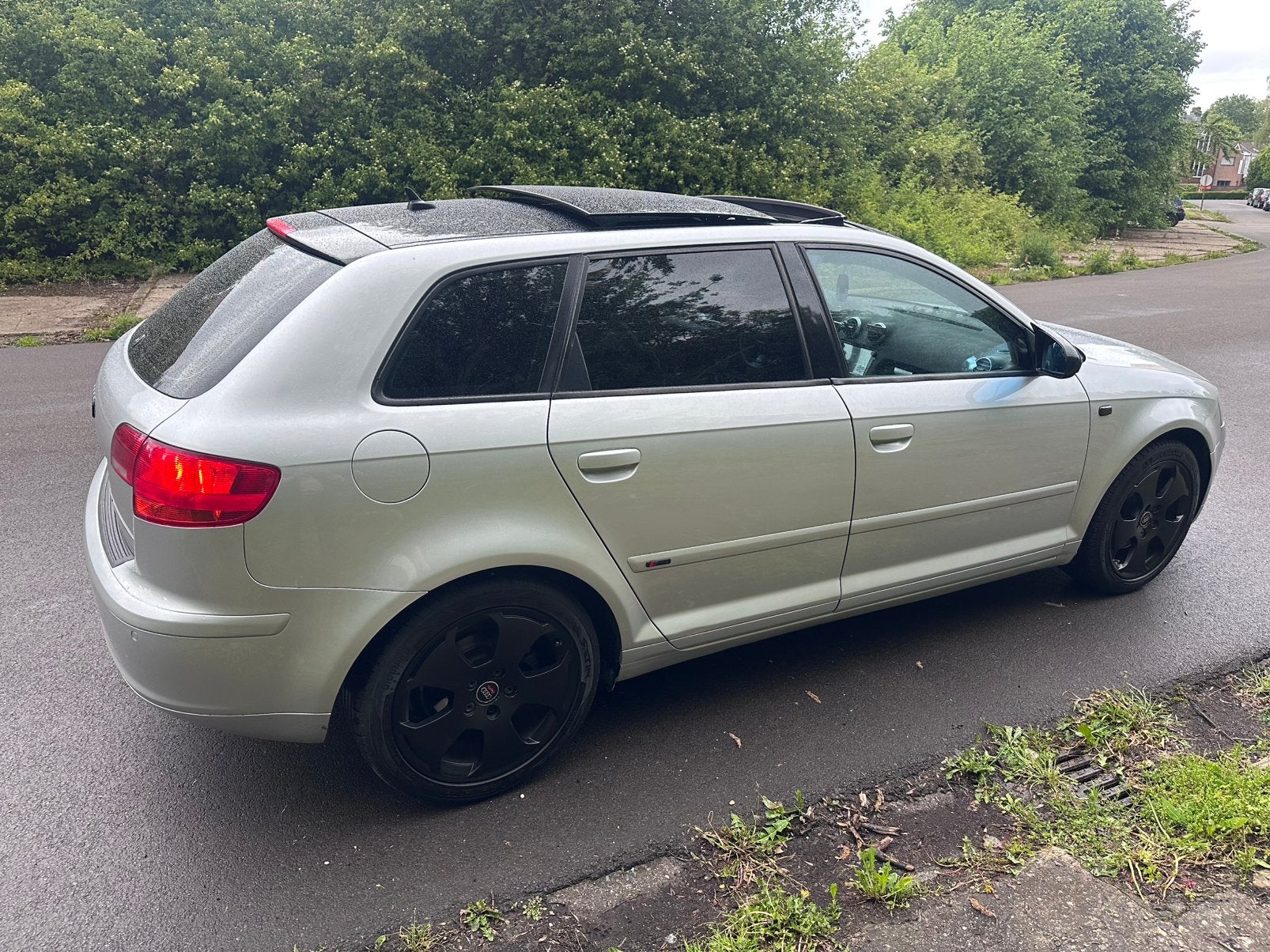 Audi a3 1.8 TFSI roule tres bien, Autos, Argent ou Gris, Achat, Noir, 5 portes