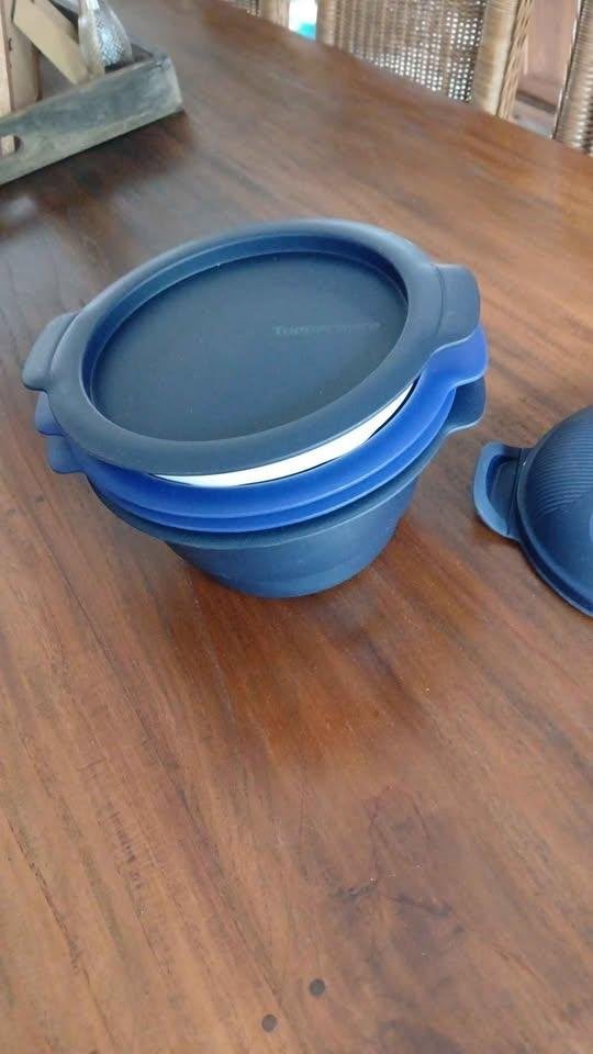 Tupperware Micro Urban 2 liter ( demomodel), Blauw, Ophalen of Verzenden, Zo goed als nieuw, Bak of Kom