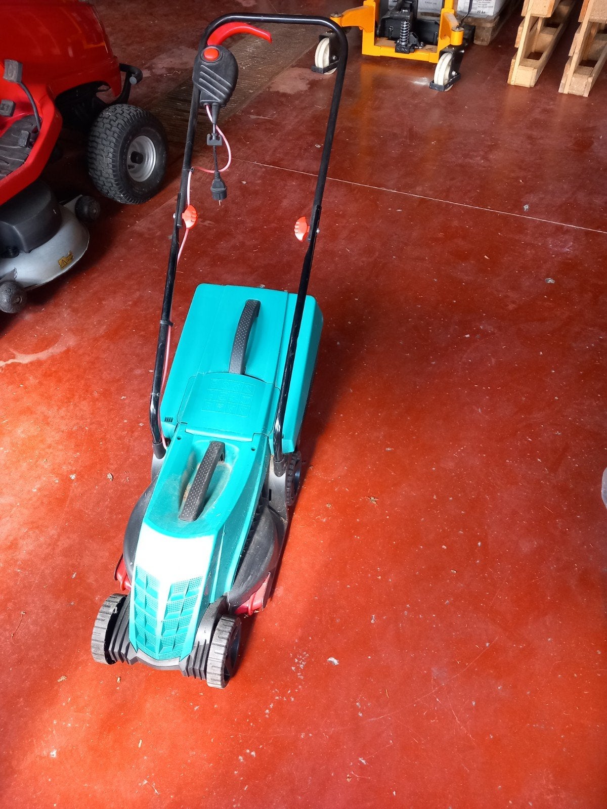 Elektrisch grasmachine Bosch, Enlèvement