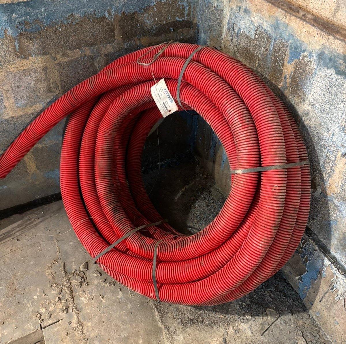 Gaine technique rouge – 25 m x Ø 75 mm, Doe-het-zelf en Bouw, Ophalen, 6 meter of meer, Overige typen, Zo goed als nieuw