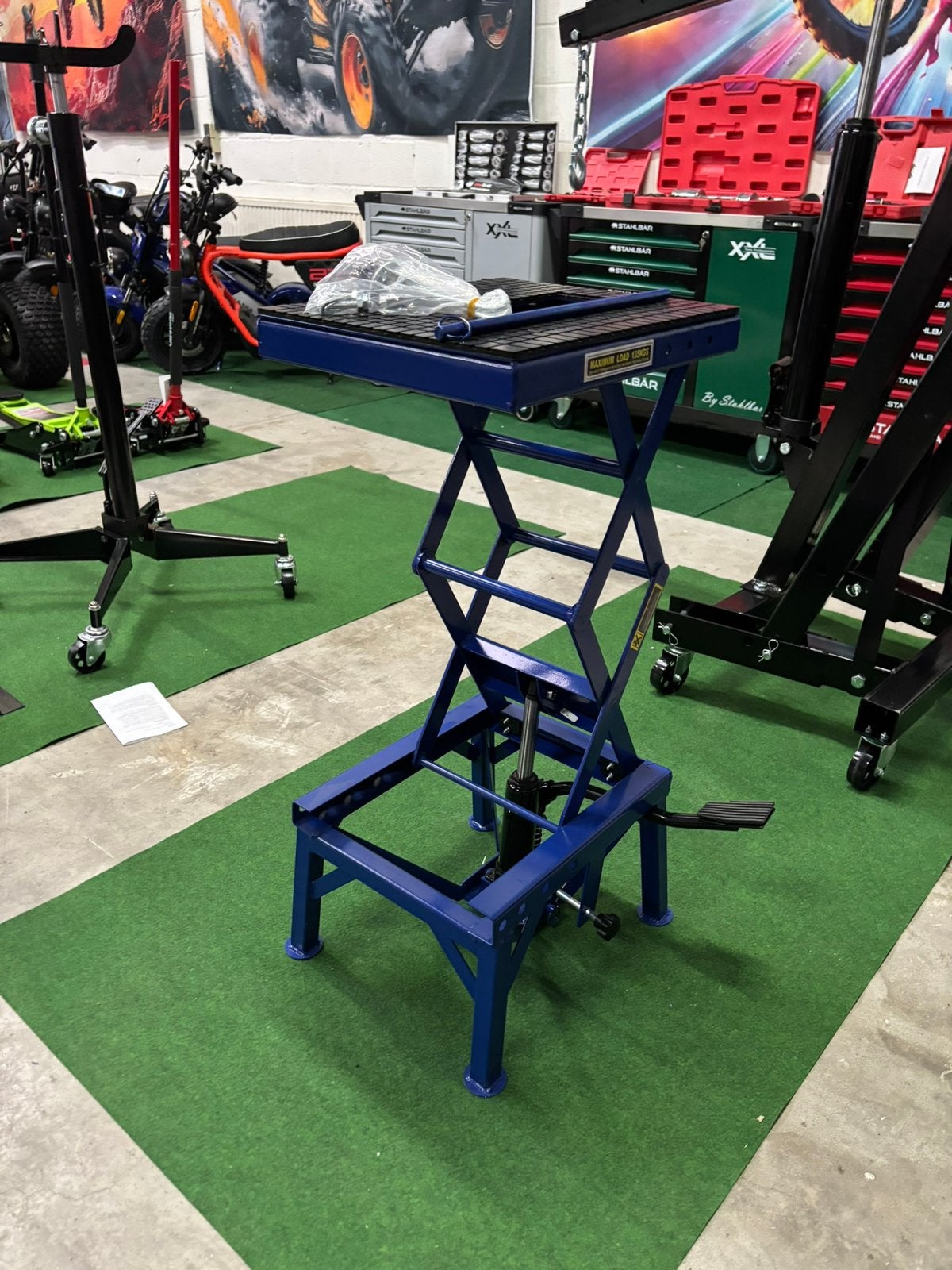 ‼️Nieuw‼️UltraToolz Werkbanklift Motorlift Hydraulisch 140KG, Ophalen of Verzenden, Nieuw, Hydraulisch, Garagekrik