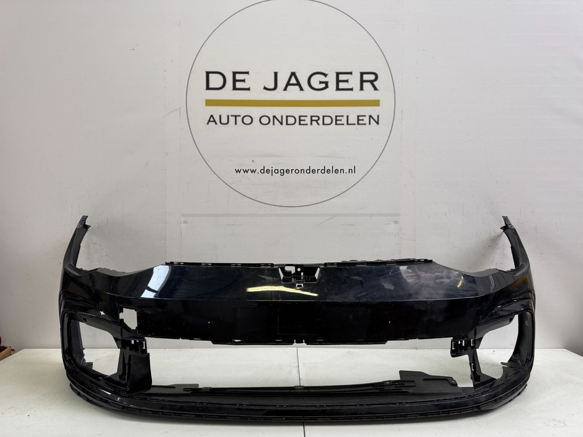 VW GOLF VIII 8 R LINE / GTI PARE-CHOCS AVANT 5H0807221G, Autos : Pièces & Accessoires, Pare-chocs, Volkswagen, Volkswagen AG, Vw@volkswagen.de