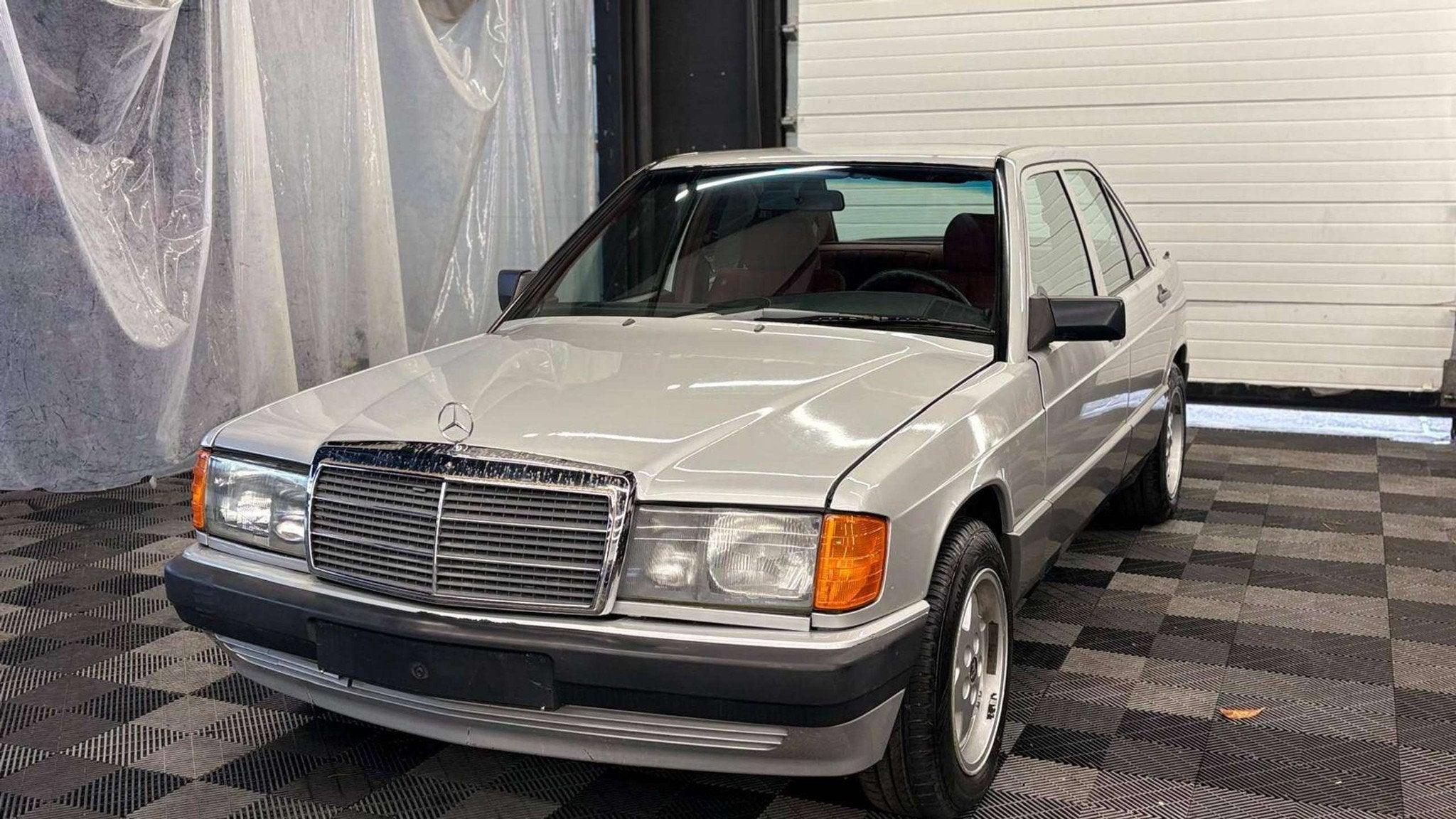 Mercedes-Benz 190 E Benzine AUTOMATIQUE bj. 1988 178000km Ol, foto 4