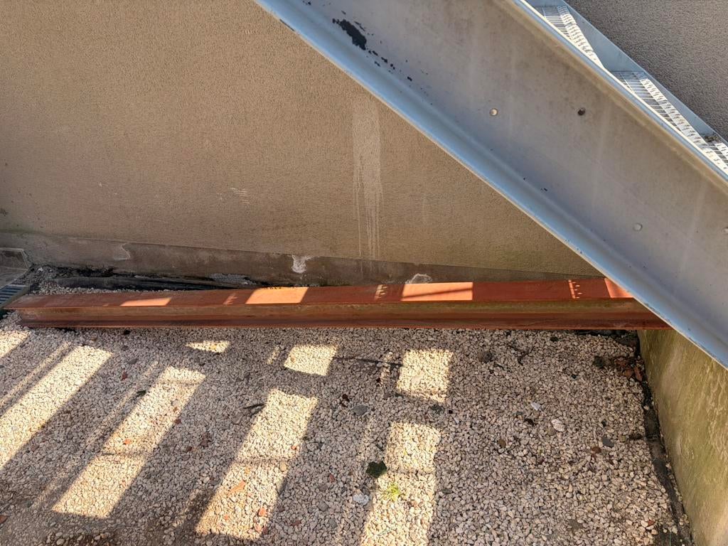 Poutrel, Doe-het-zelf en Bouw, Ophalen, Zo goed als nieuw
