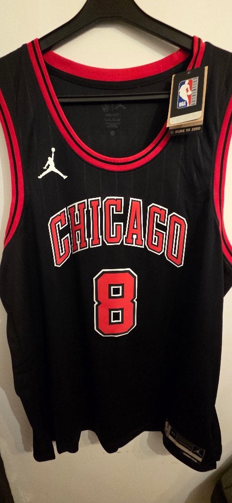 Chicago Bulls Nr 8 Zach Lavine met ticket - New-, Ophalen of Verzenden, Nieuw, Kleding