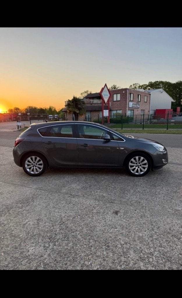 Opel astra, Autos, Cuir, Achat, Noir, 5 portes