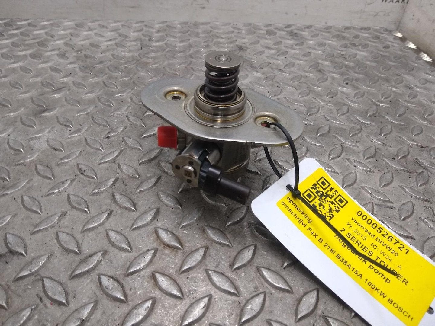 BMW 2 SERIES TOURER BRANDSTOF POMP VOOR DE INJECTOR 2015, Ophalen of Verzenden, Gebruikt, ARN erkend