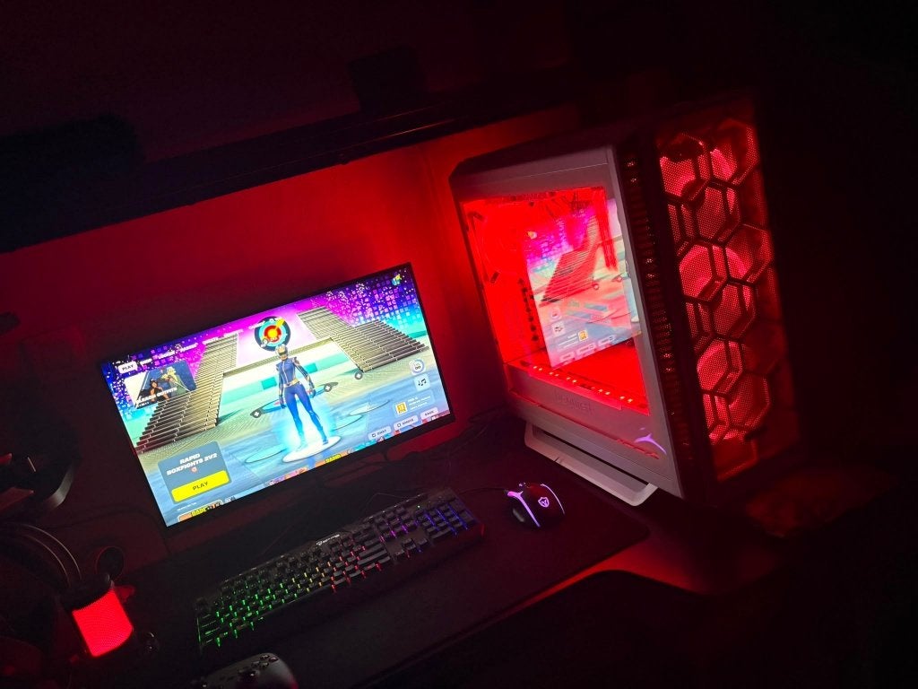 White Gaming PC i9-11900 RTX 3060 12GB + 200Hz Setup, Avec carte vidéo, Intel Core i9, Custom Build, Gaming