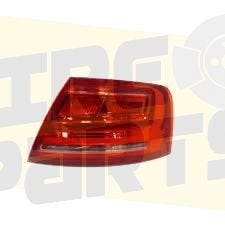Audi A8 (12/15-) achterlicht Rechts buiten (donker) (bij dyn, -, Verzenden, -, Nieuw