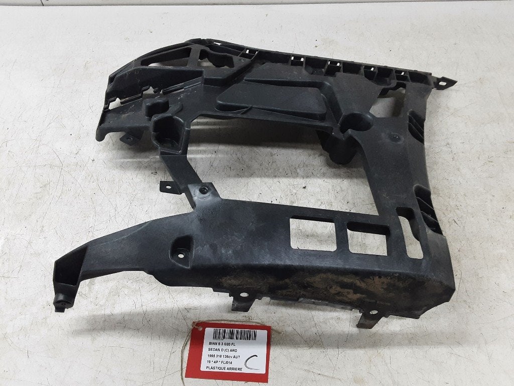 DIVERS PLASTIQUE ARRIERE BMW 3 serie (G20) (7427968), Utilisé, BMW, Petuelring 130
80809  München, DE, Bayerische Motoren Werke AG