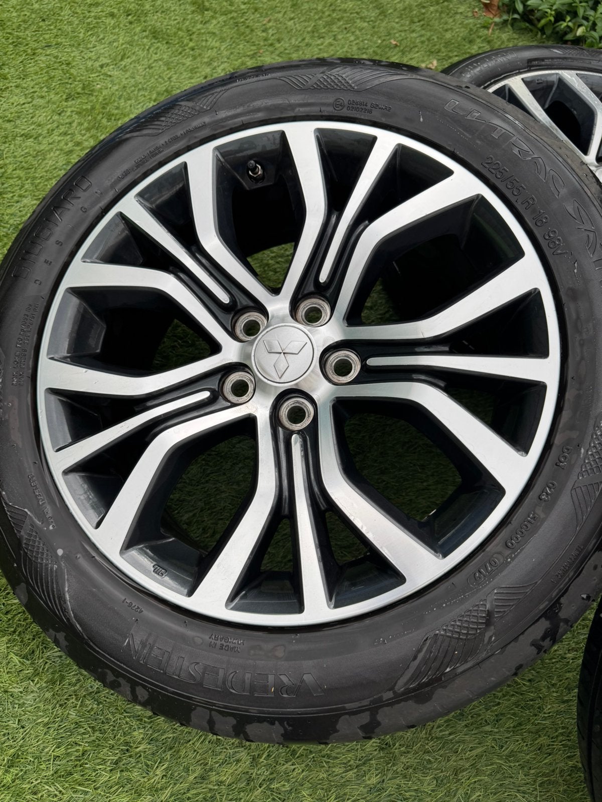 Mitsubishi velgen 18 inch origineel Outlander ASX, Auto-onderdelen, Banden en Velgen, Ophalen, 18 inch, Gebruikt, Banden en Velgen