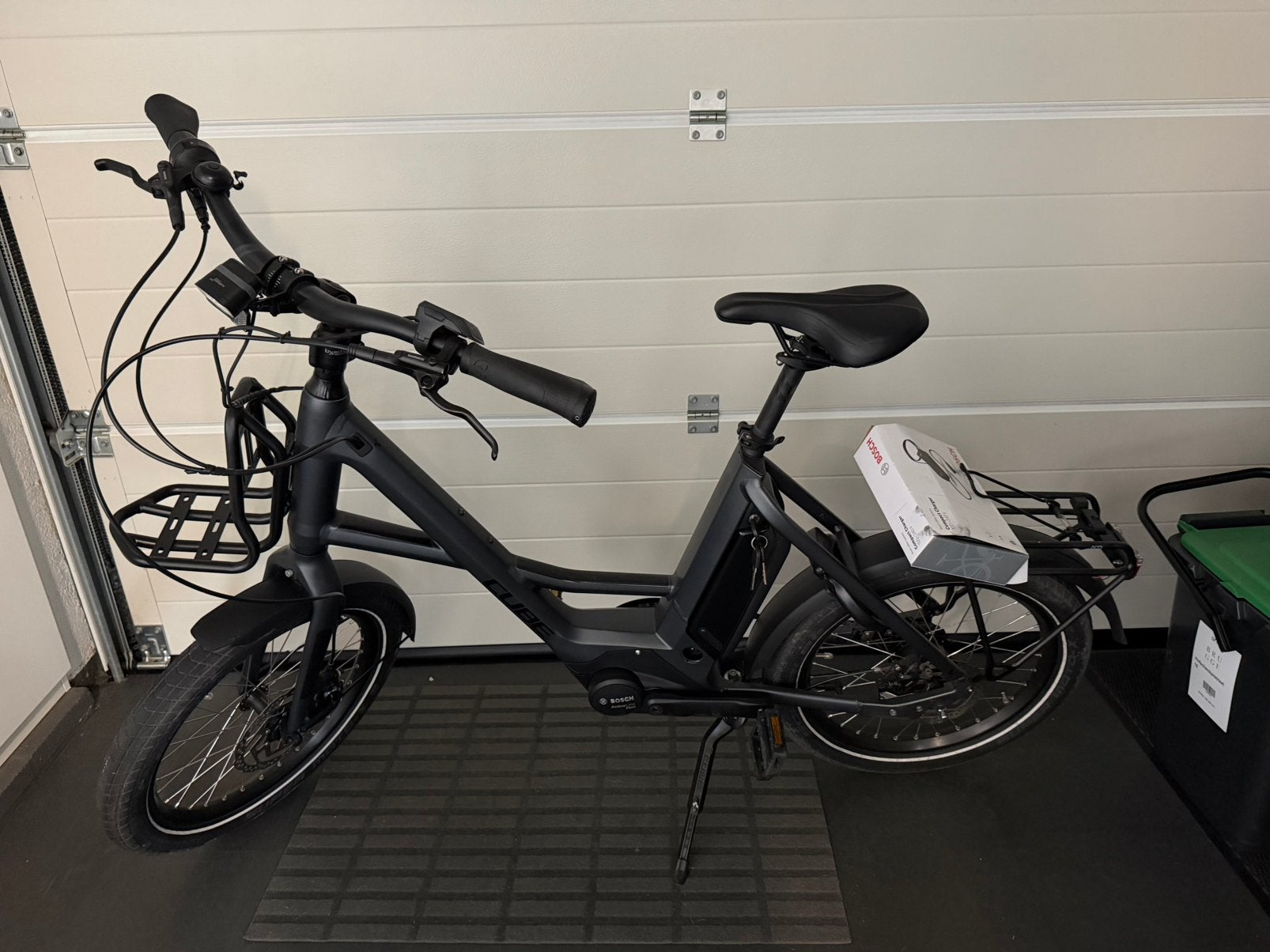 Cube Compact Hybrid 500, Enlèvement, Comme neuf, Cube