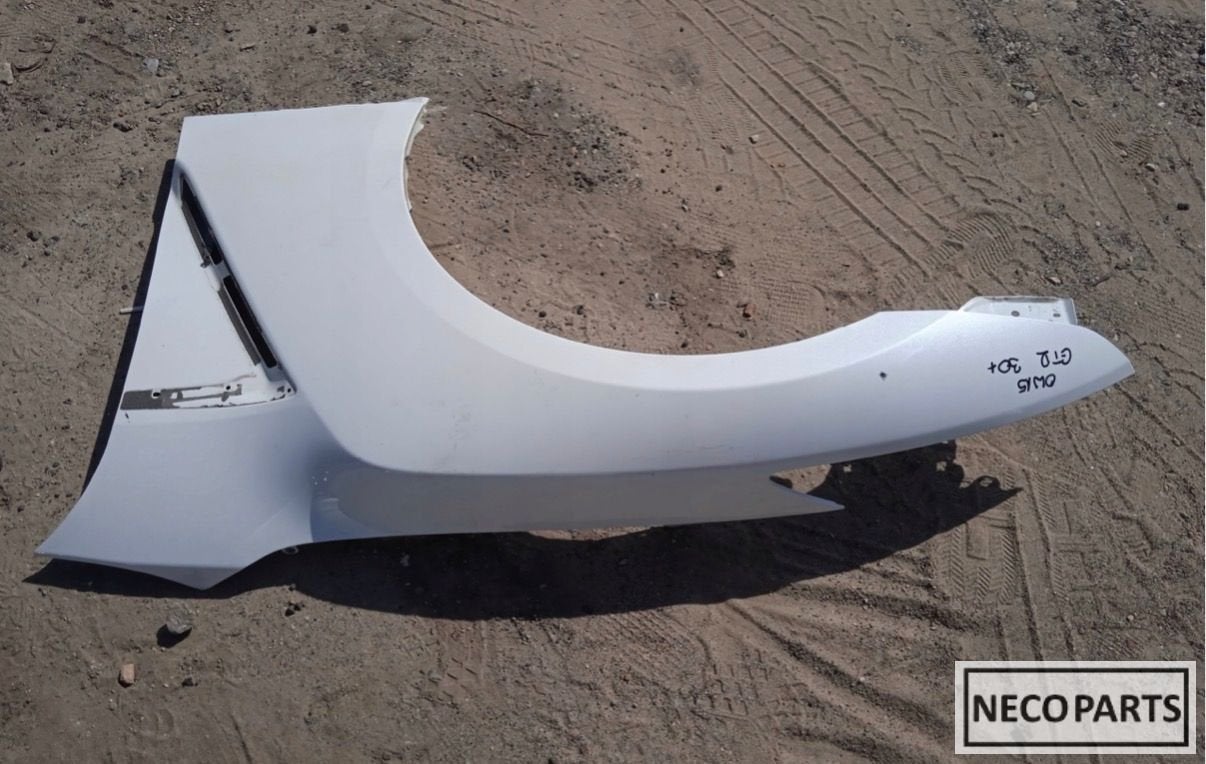 NISSAN GTR GT-R SPATBORD ZIJSCHERM LINKS ORIGINEEL, Arrière, -, Haillon arrière, Utilisé