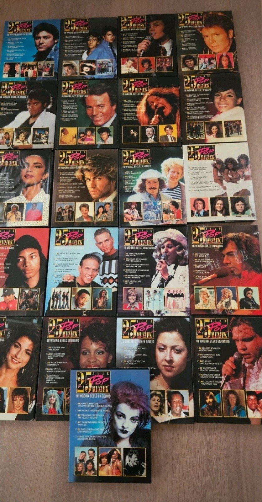 25 ans de musique pop (1963-1989) 21 volumes, Livres, Musique, Enlèvement, Artiste