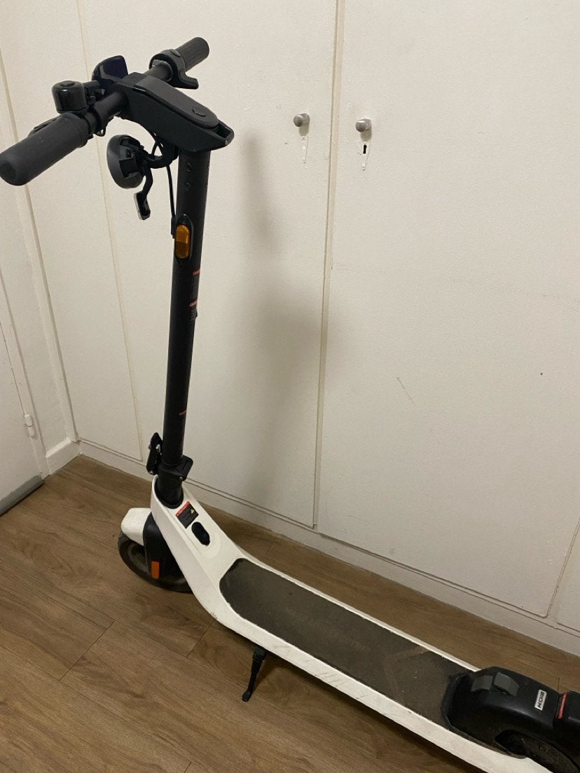 Trotinette Niu Kqi 2 pro, Vélos & Vélomoteurs, Trottinettes, Enlèvement, Comme neuf