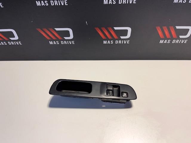 Nissan S14a RHD raambediening schakelaar, Utilisé