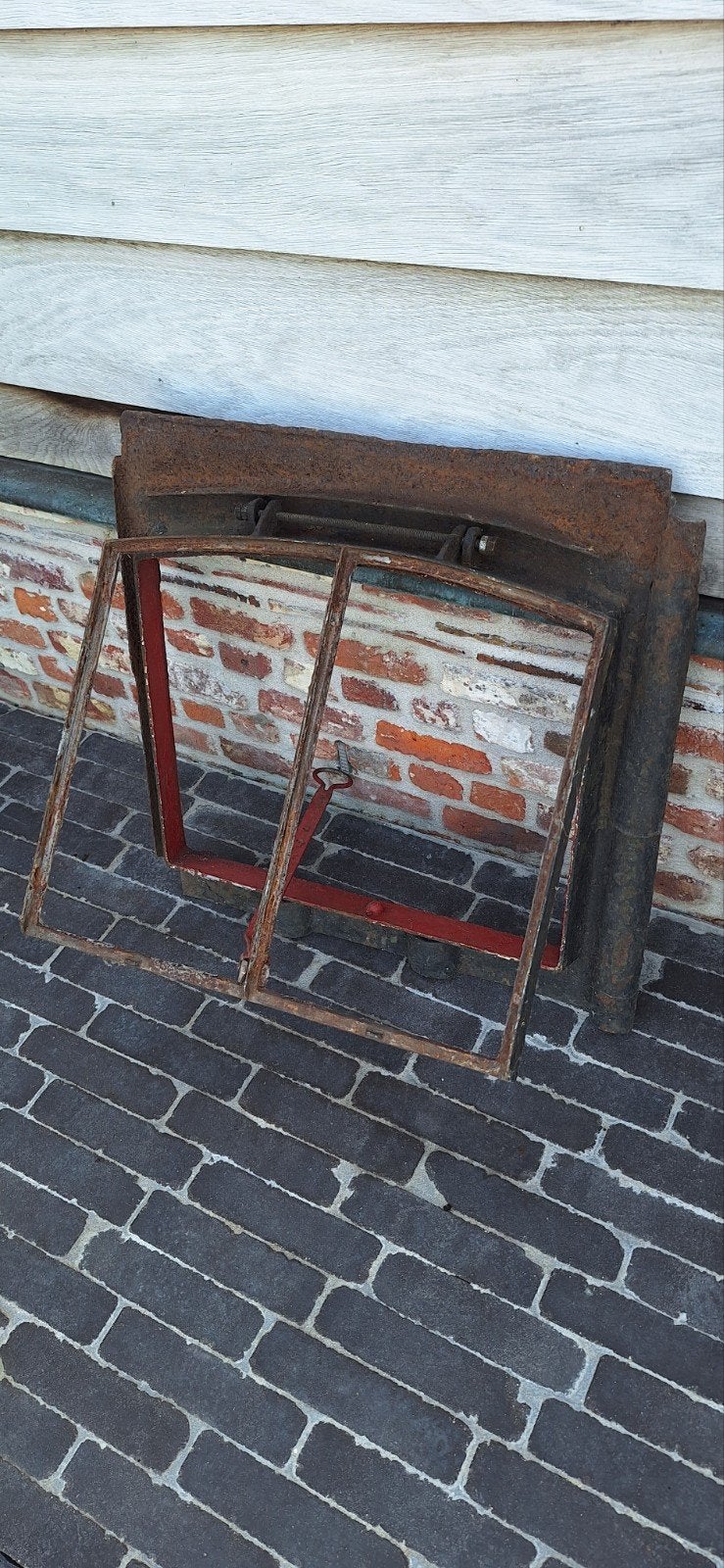 Oud dakraam ijzer 57/57 cm, Ophalen, Dakraam