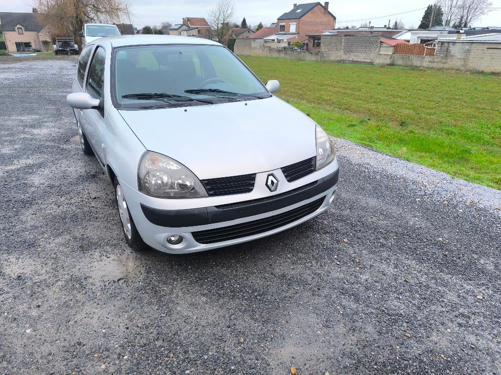 Renault, Autos, Argent ou Gris, Achat, Boîte manuelle, Particulier