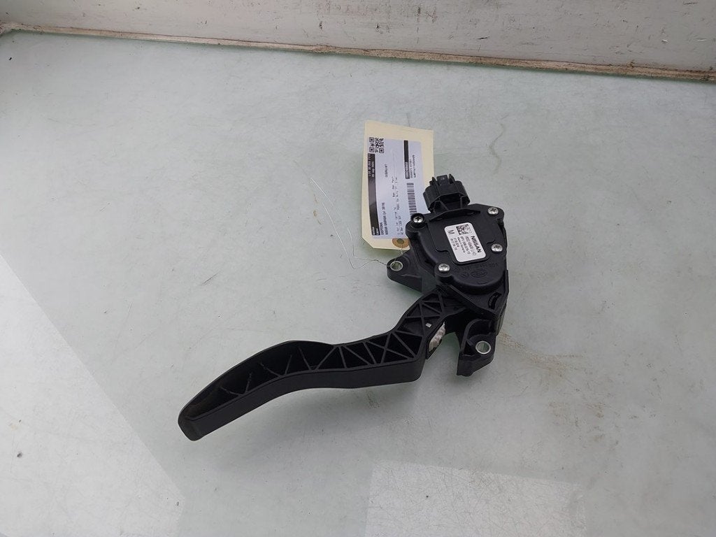 GASPEDAAL Nissan Qashqai (J11) (01-2013/-) (|180024BA0B|), Auto-onderdelen, Gebruikt, Nissan