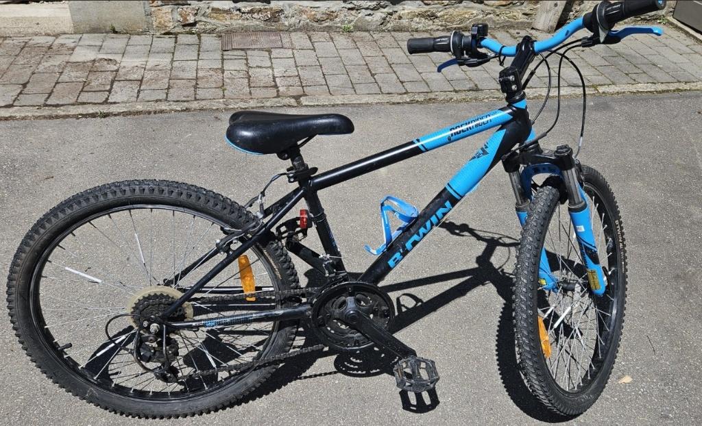 VTT enfant B'Twin Rockrider 24 pouces, Vélos & Vélomoteurs, Vélos | VTT & Mountainbikes, Utilisé, Autres marques, VTT semi-rigide