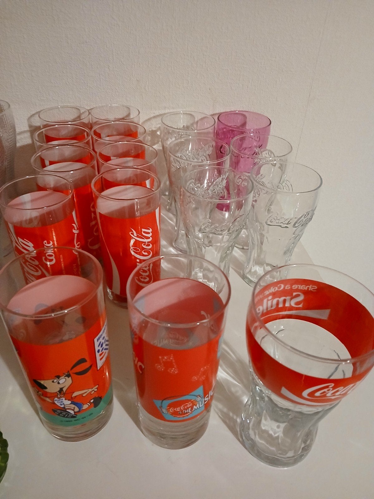 Coca cola glazen, Ophalen