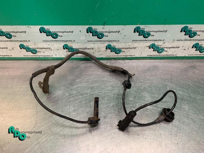 Capteur ABS d'un Dodge Caliber, -, 3 mois de garantie, Utilisé, Dodge
