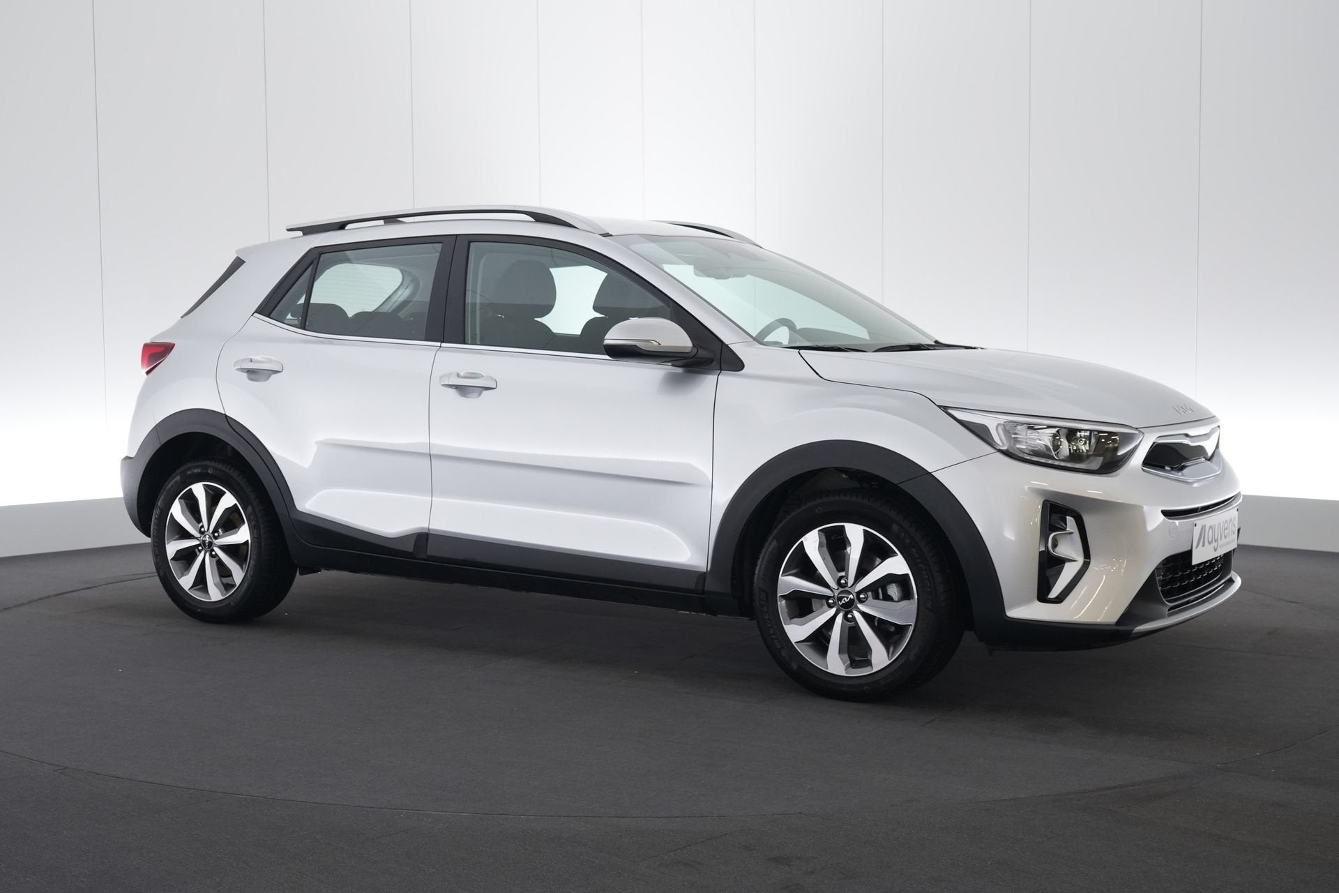 (2GRH920) KIA STONIC, Autos, Argent ou Gris, Achat, 998 cm³, Carnet d'entretien