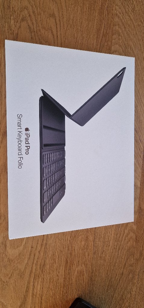 Ipad pro smart keyboard, Computers en Software, Tablet-hoezen, Ophalen, Gebruikt, Apple, Overige typen
