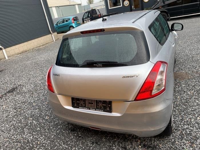 Hayon d'un Suzuki Swift (ZCC), -, Utilisé, -, Suzuki