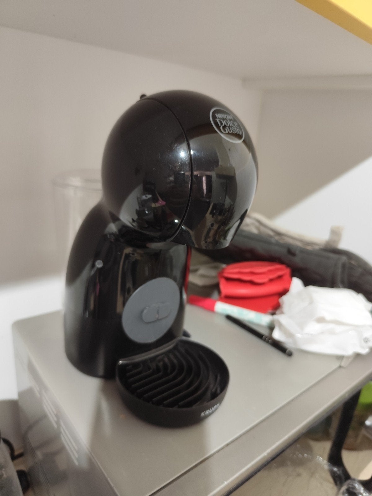 Machine à café Dolce Gusto, Electroménager, Réservoir d'eau amovible, Autres types, 1 tasse, Comme neuf