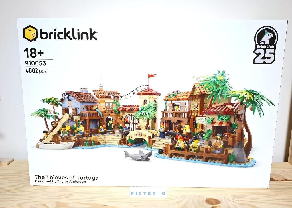 910053 - Lego Bricklink Les voleurs de Tortuga - Nouveau, Enlèvement ou Envoi, Neuf, Ensemble complet, Lego