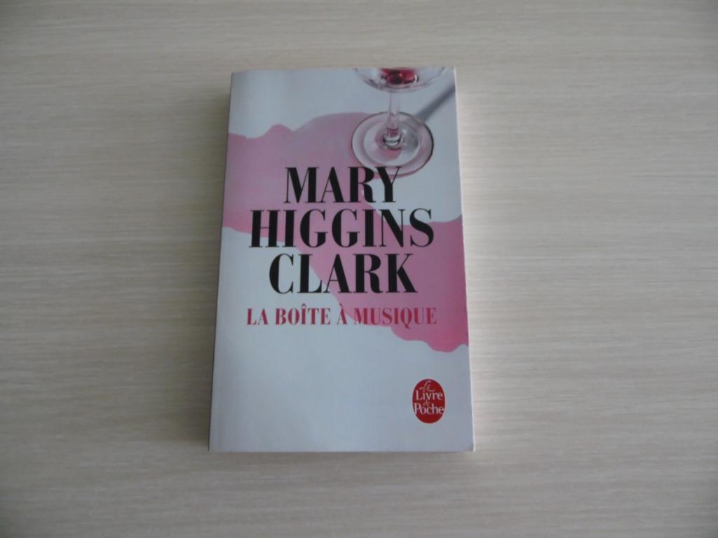 LA BOÏTE À MUSIQUE        MARY HIGGINS CLARK, Ophalen of Verzenden, Zo goed als nieuw, Mary Higgins clark, Amerika