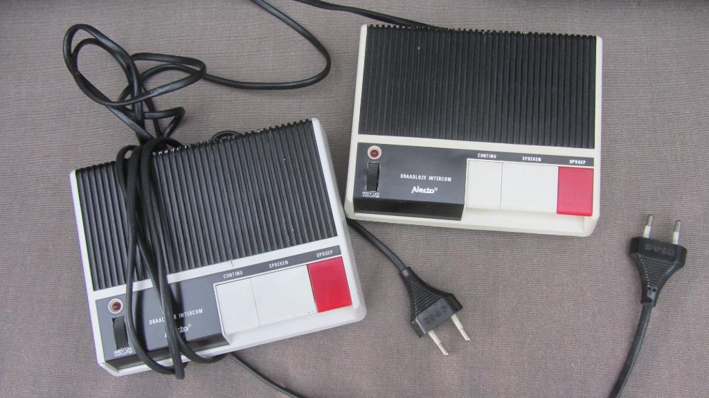 Draadloze intercom, Ophalen, Gebruikt