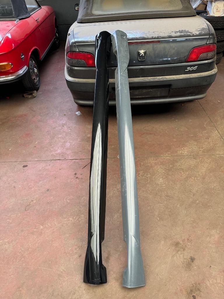 Bas de caisse G et D Peugeot 307, Enlèvement ou Envoi
