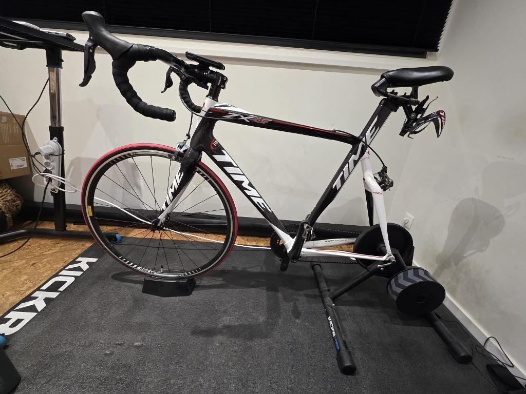 Home trainer Wahoo KICKR CORE, Sport en Fitness, Wielrennen, Zo goed als nieuw, Ophalen