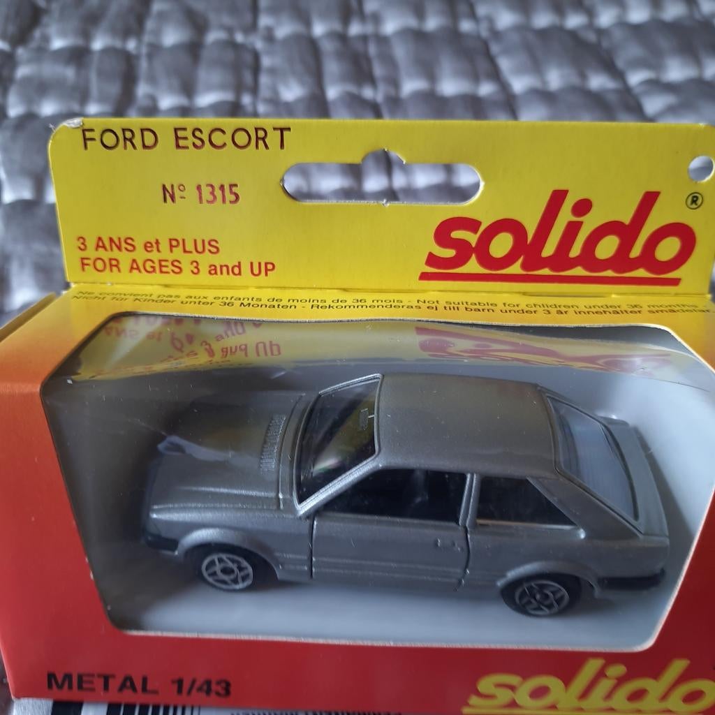 FORD ESCORT* SOLIDO * 1/43*NEW*VINTAGE*, Ophalen, Nieuw, Auto, Solido