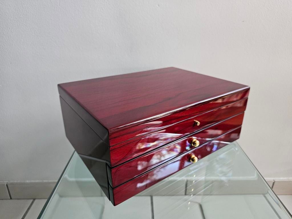 Coffret à boutons de manchettes en bois précieux rouge ceris, Bijoux, Sacs & Beauté, Accessoires Autre, Comme neuf, Enlèvement ou Envoi