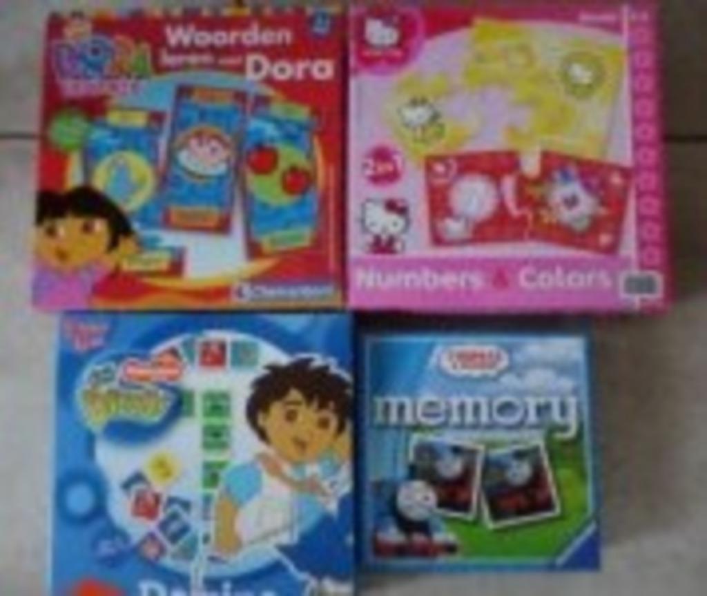 Spel Memory, domino van Dora, Hello kitty en Tomas en Diego, Hobby en Vrije tijd, Gezelschapsspellen | Bordspellen, Zo goed als nieuw