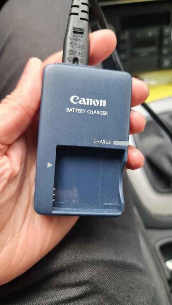 Chargeur pour batterie apareil photos Canon, Enlèvement ou Envoi, Comme neuf