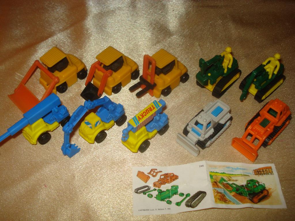 KINDER Lot de 10 Anciens Véhicules de Chantier 1988 - 1992, Collections, Enlèvement ou Envoi, Comme neuf, Autres types
