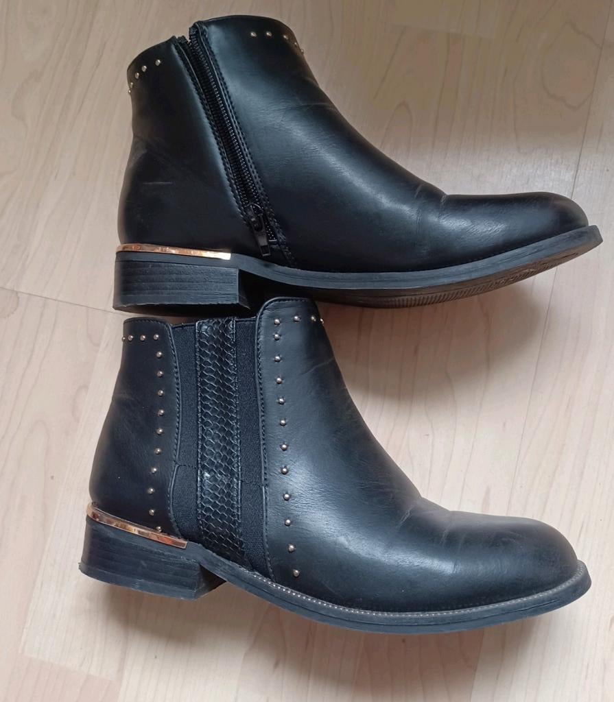 Schoenen maat 38, Kleding | Dames, Zwart, Lage of Enkellaarzen, Ophalen of Verzenden, Zo goed als nieuw