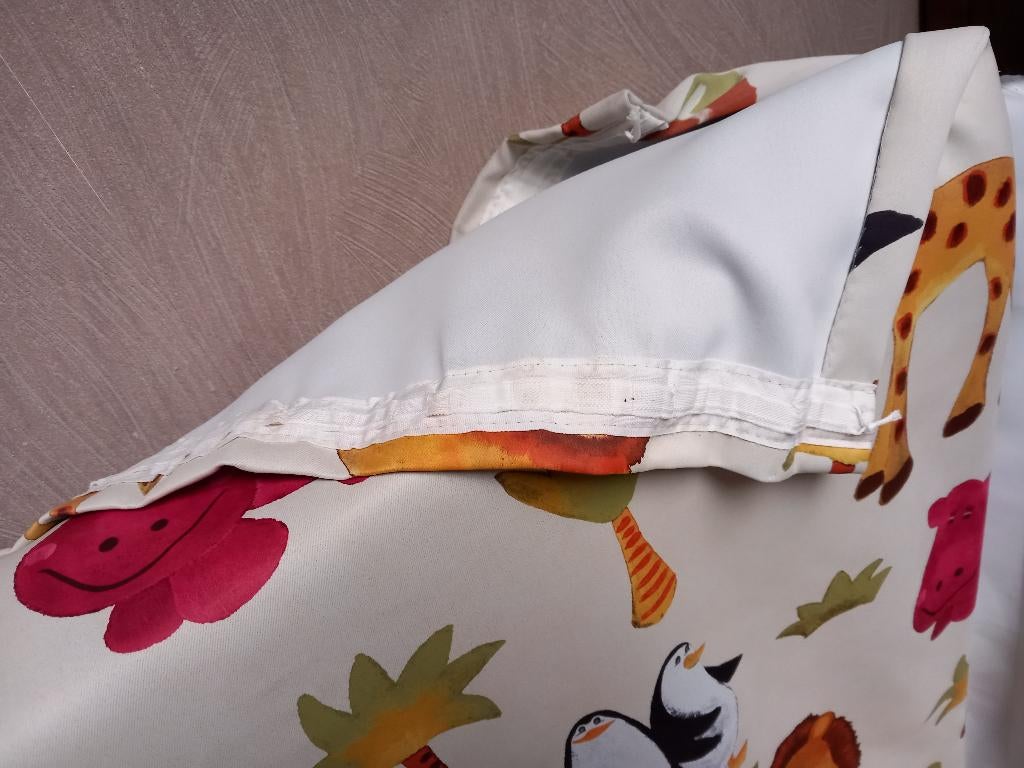 Gordijnen met dierenmotief, Huis en Inrichting, Ophalen, Moderne kinderkamer, Beige, Zo goed als nieuw