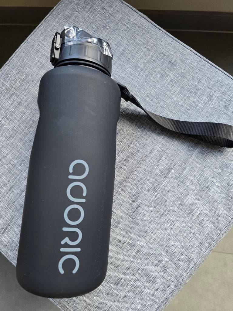 Drinkfles 1500 ml nieuw, Sport en Fitness, Ophalen of Verzenden, Zo goed als nieuw