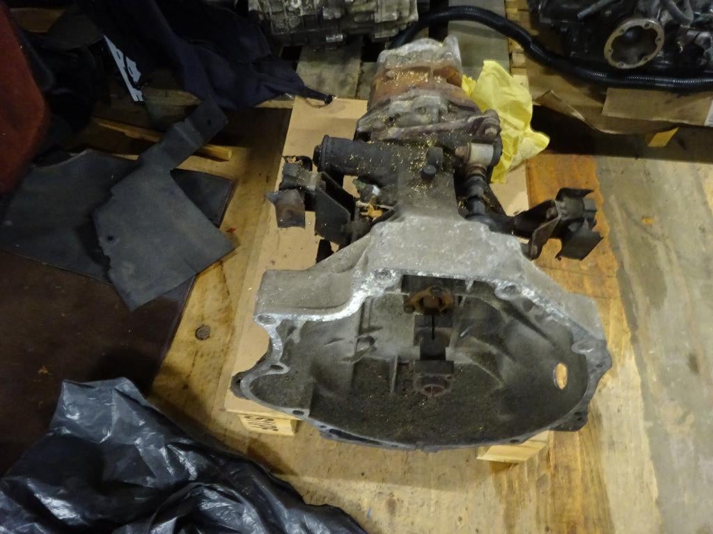 Porsche 924 Versnellingsbak, Ophalen, Gebruikt, Porsche, Motorkap