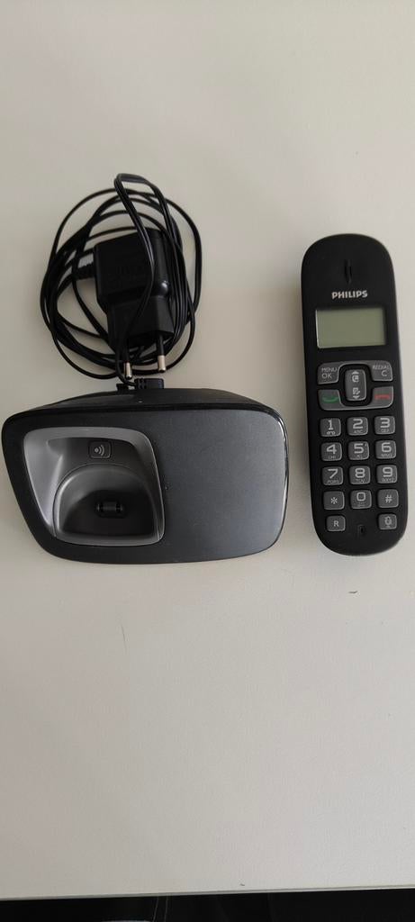 Philips draadloze telefoon met laadstation, Telecommunicatie, Ophalen, Gebruikt