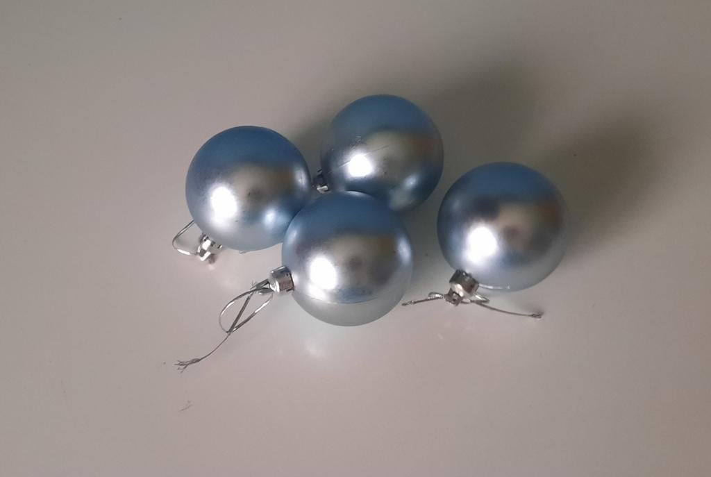 4 boules de Noël, Enlèvement ou Envoi, Décoration