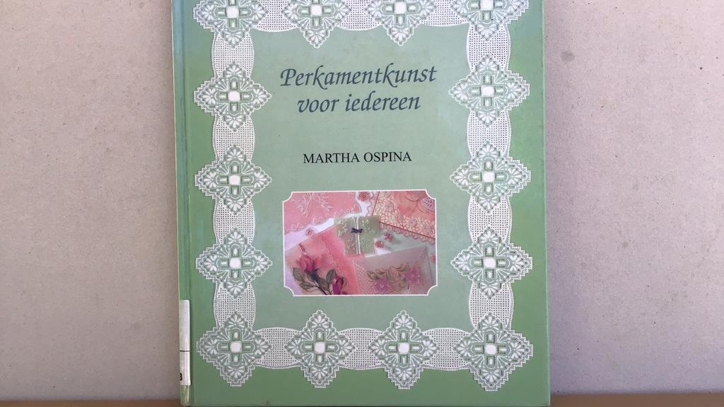 M. Ospina - Pergamano perkamentkunst voor iedereen(b4), Ophalen of Verzenden, Gelezen, M. Ospina