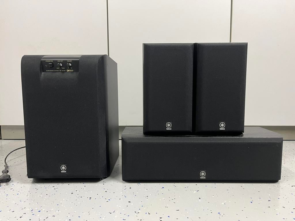 Yamaha Dolby surround set met subwoofer, Yamaha, 60 à 120 watts, Enlèvement, Utilisé