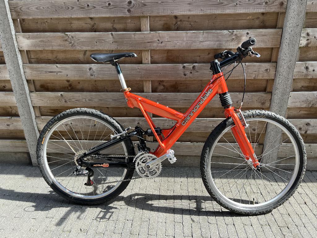 Cannondale super V700 in zeer goede staat, 49 tot 53 cm, Zo goed als nieuw, Ophalen, Overige merken